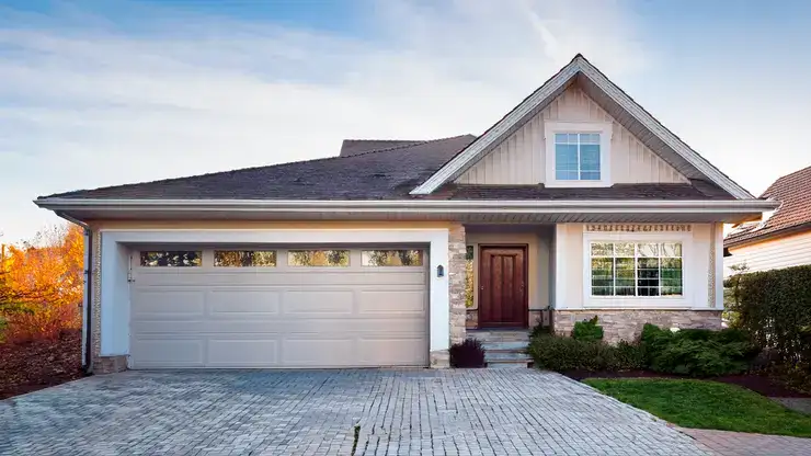 Complete checklist of documents required to refinance your mortgage in New Zealand. Learn what paperwork lenders need, how to organize it, and tips for self-employed borrowers.